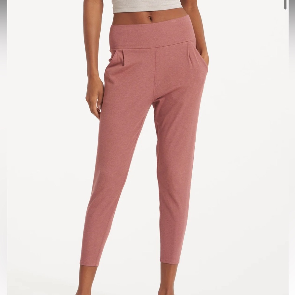 Vuori Pose at Ease pants